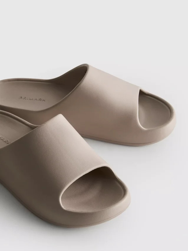 Molded pool slides
