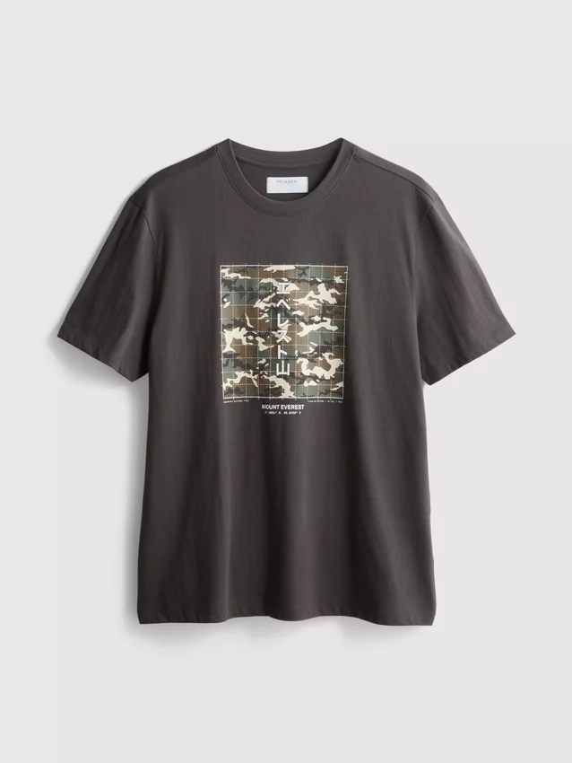 Mount everest graphic t-shirt