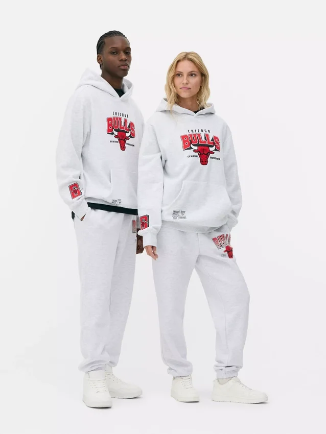Nba chicago bulls logo hoodie