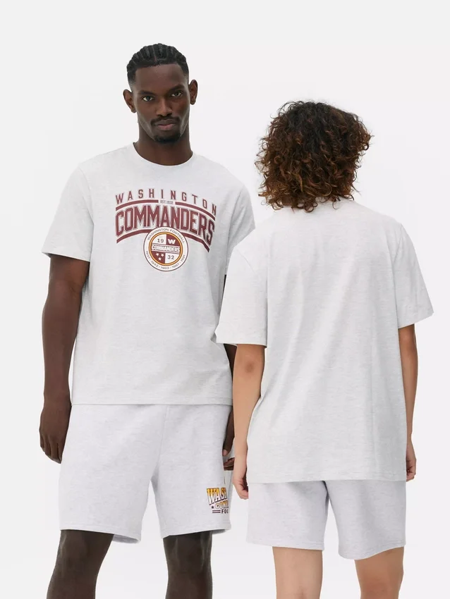 Nfl washington commanders logo t-shirt
