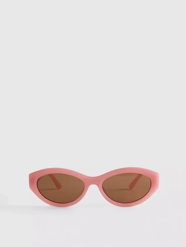 Oval frame sunglasses
