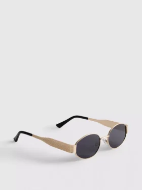 Oval sunglasses