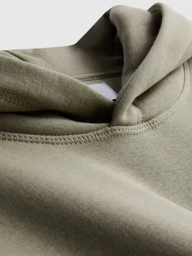Oversized essential hoodie