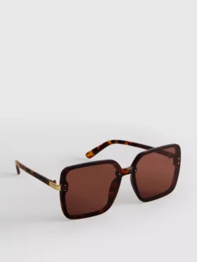 Oversized square sunglasses