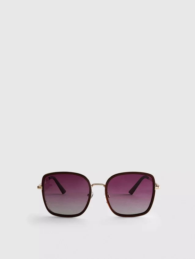 Oversized square sunglasses