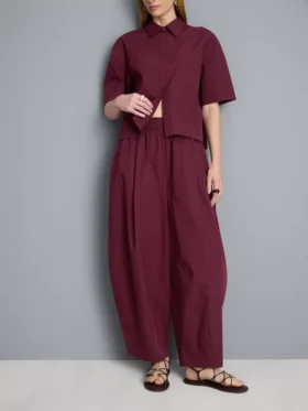 Paper-touch pleated barrel-leg pants