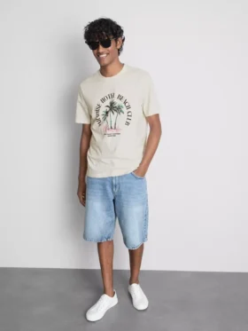 Paradise beach graphic t-shirt