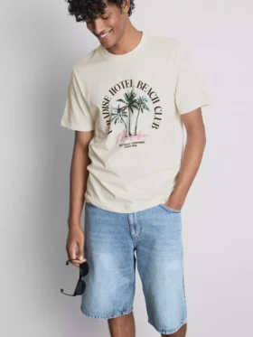 Paradise beach graphic t-shirt