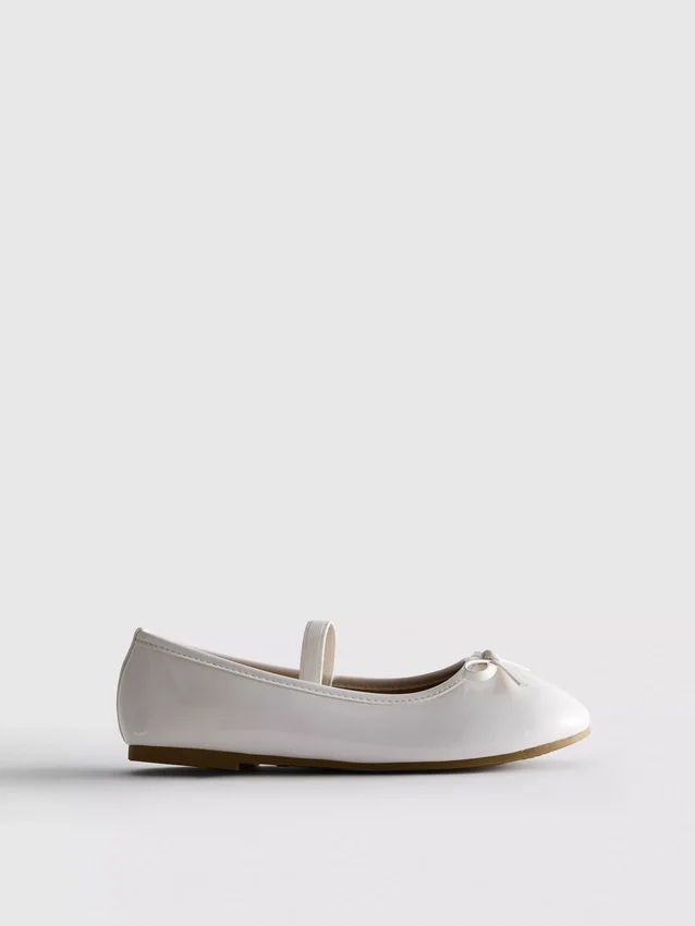 Patent ballet flats