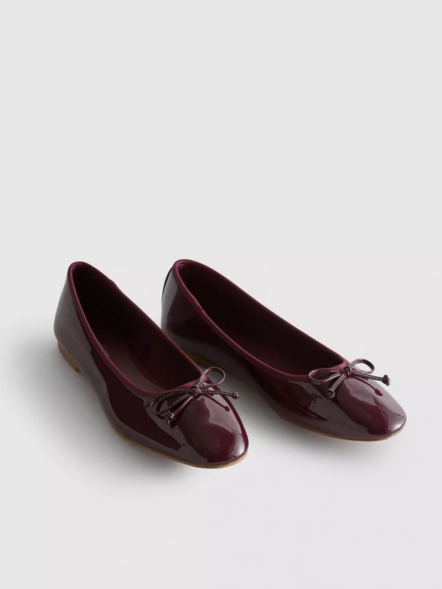 Patent ballet flats