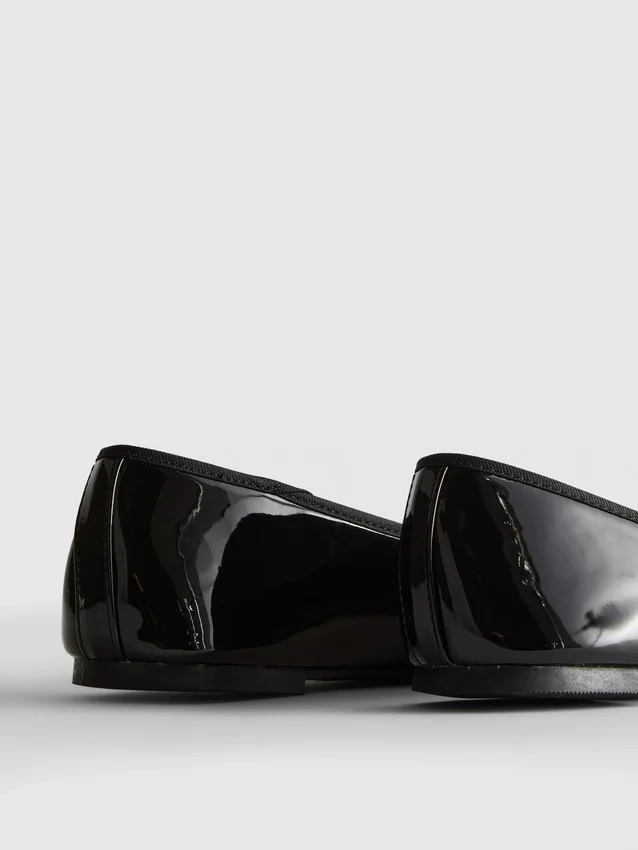 Patent ballet flats