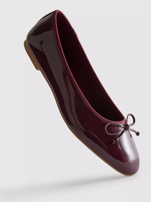 Patent ballet flats