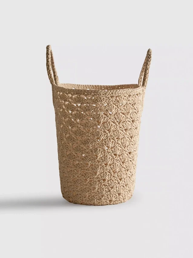 Paula echevarría crochet bucket bag