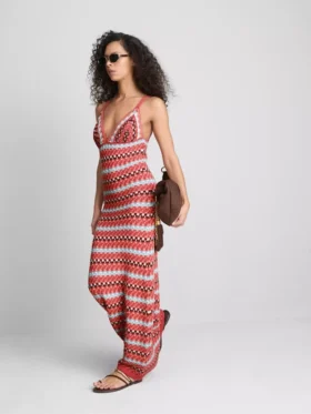 Paula echevarría crochet v-neck maxi dress