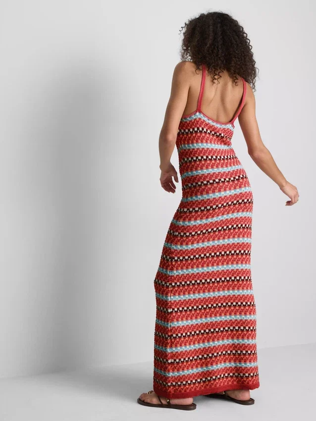 Paula echevarría crochet v-neck maxi dress