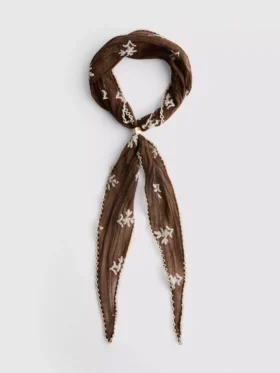 Paula echevarría embroidered scarf