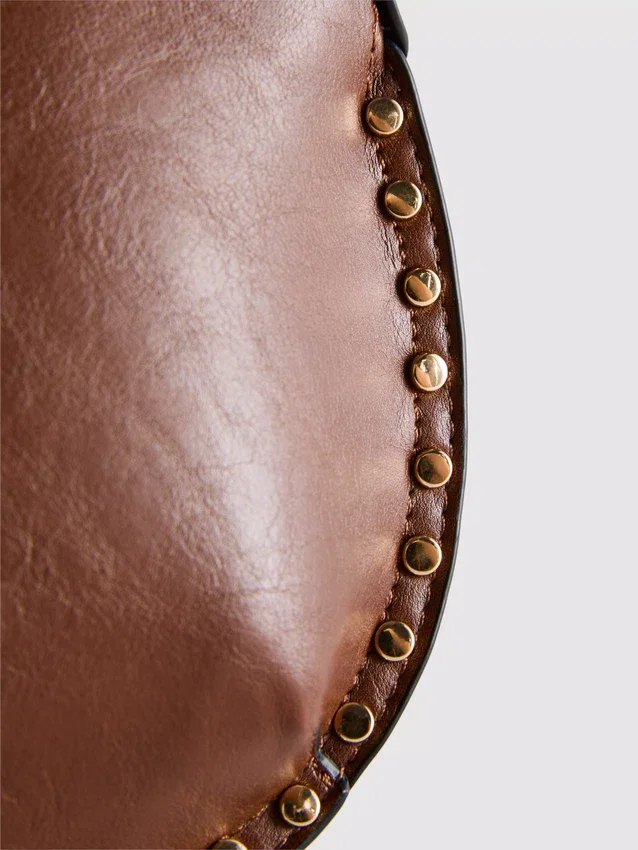 Paula echevarría faux leather studded shoulder bag
