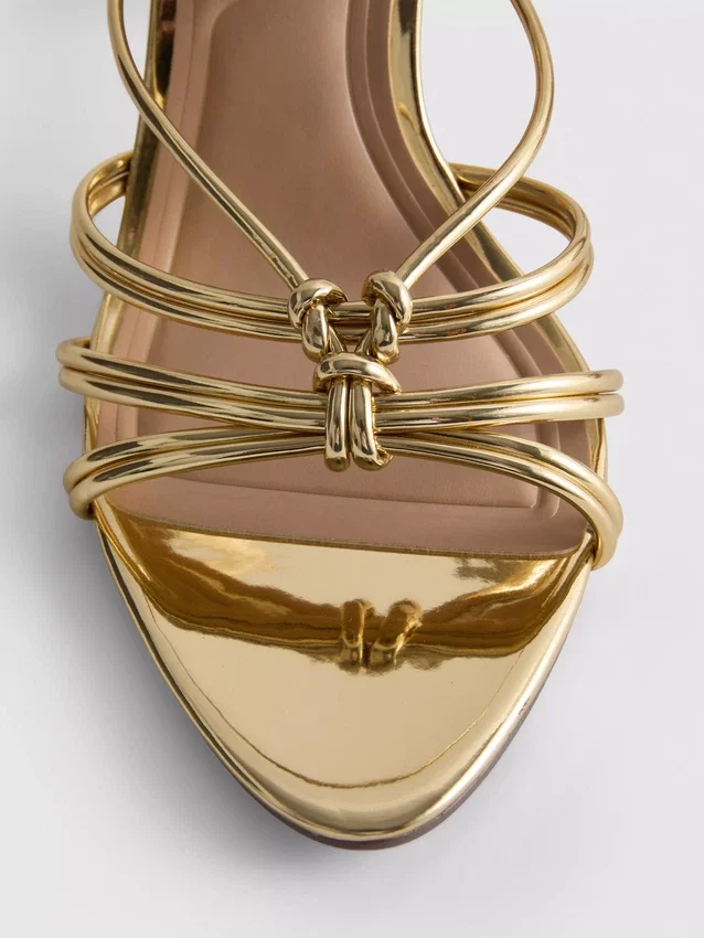 Paula echevarría knotted heel sandals