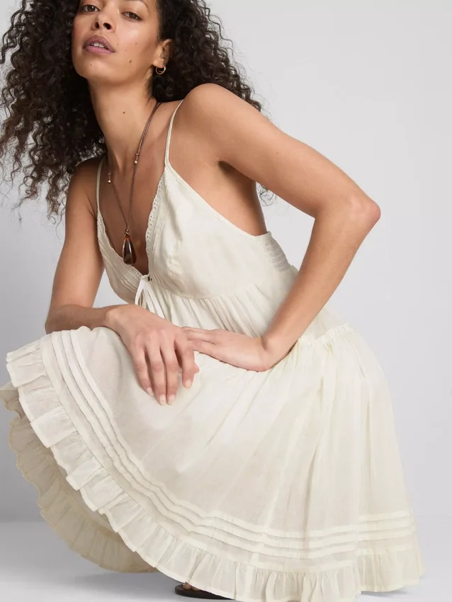 Paula echevarría lace trim ruffle mini dress