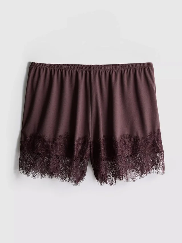 Paula echevarría lace-trim shorts