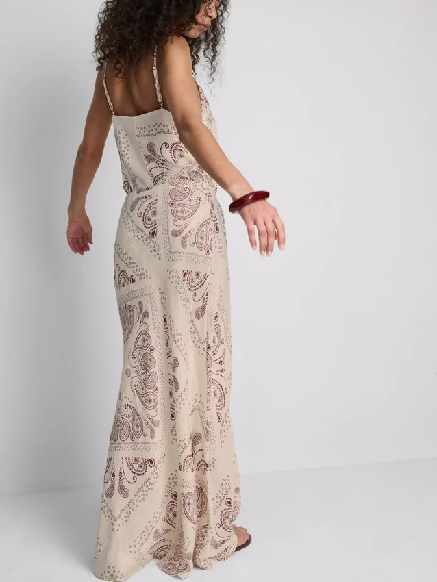 Paula echevarría printed satin bias maxi skirt