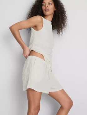 Paula echevarría relaxed crinkle shorts