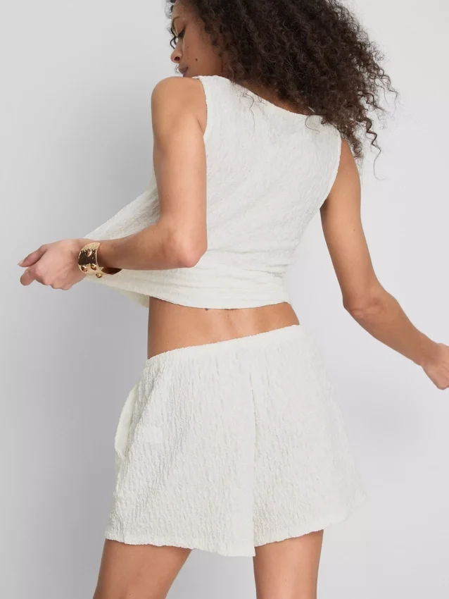 Paula echevarría relaxed crinkle shorts