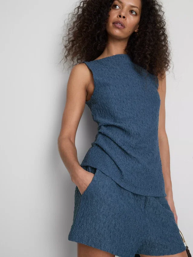 Paula echevarría ruched crinkle tank top