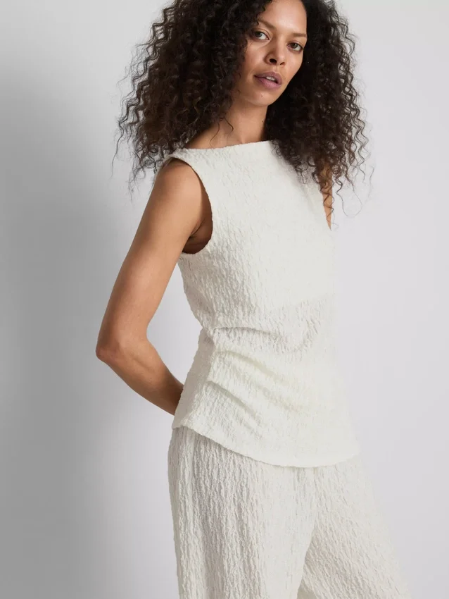 Paula echevarría ruched crinkle tank top