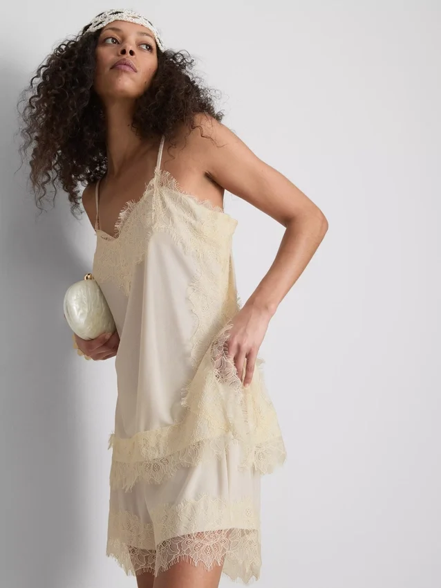 Paula echevarría satin lace-trim cami top