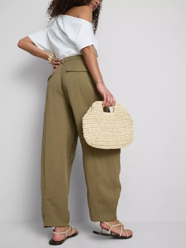 Paula echevarría textured barrel-leg pants