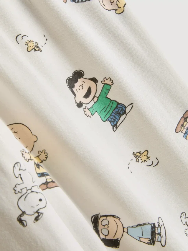 Peanuts snoopy graphic character pajamas