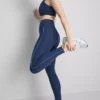 Pipe-detail smooth support active leggings