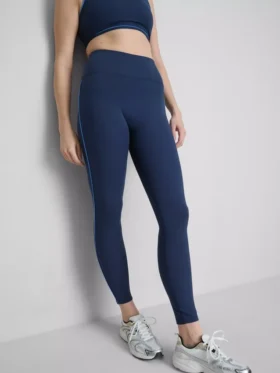 Pipe-detail smooth support active leggings
