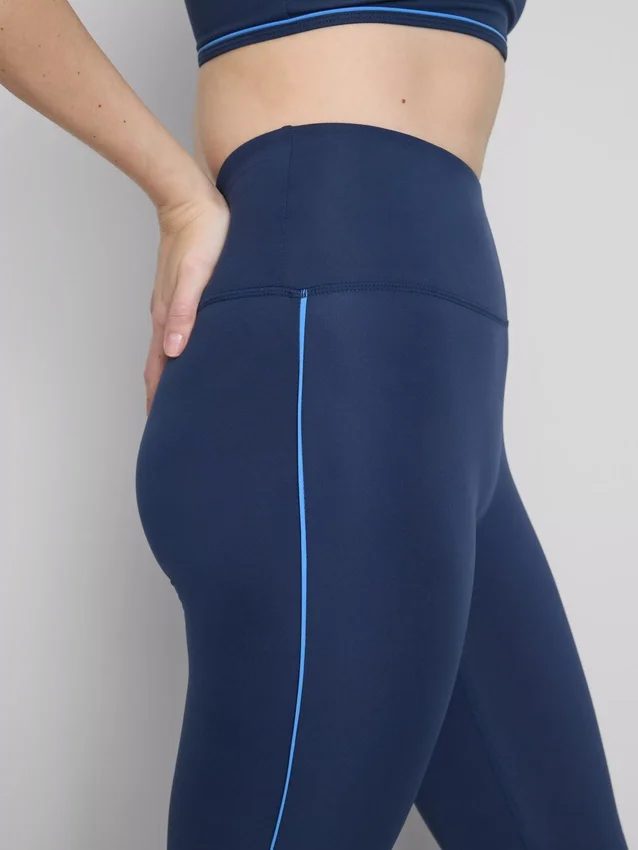 Pipe-detail smooth support active leggings