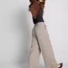 Pleated wide leg pants