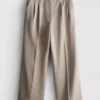 Pleated wide leg pants