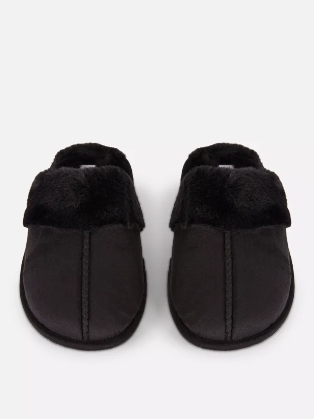 Plush mule slippers