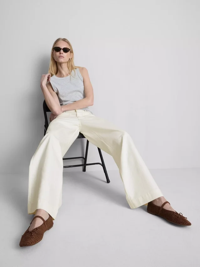 Pocket front wide leg jeans