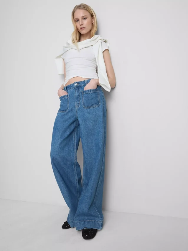 Pocket front wide leg jeans