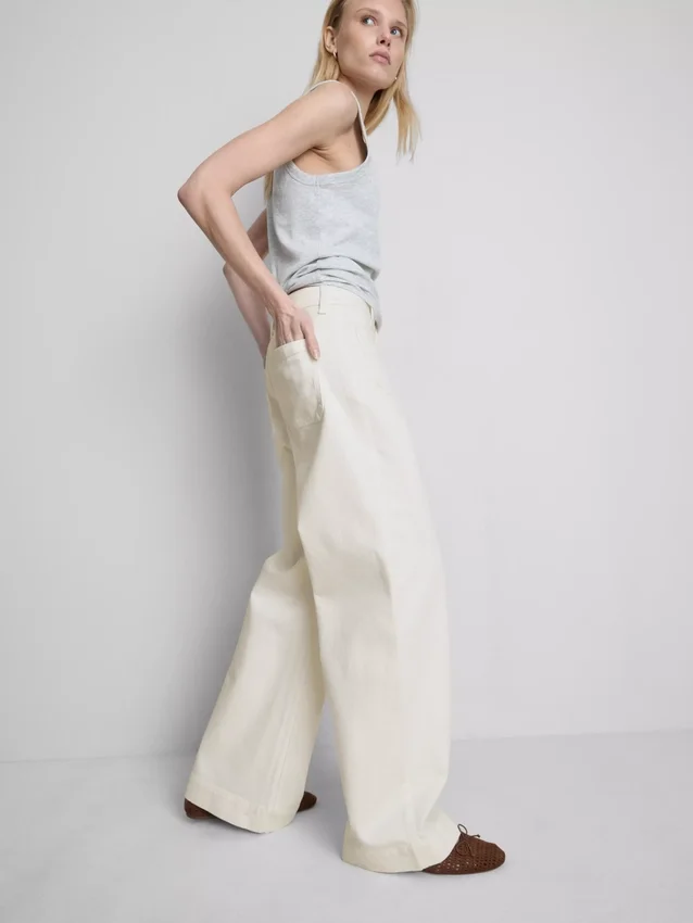 Pocket front wide leg jeans