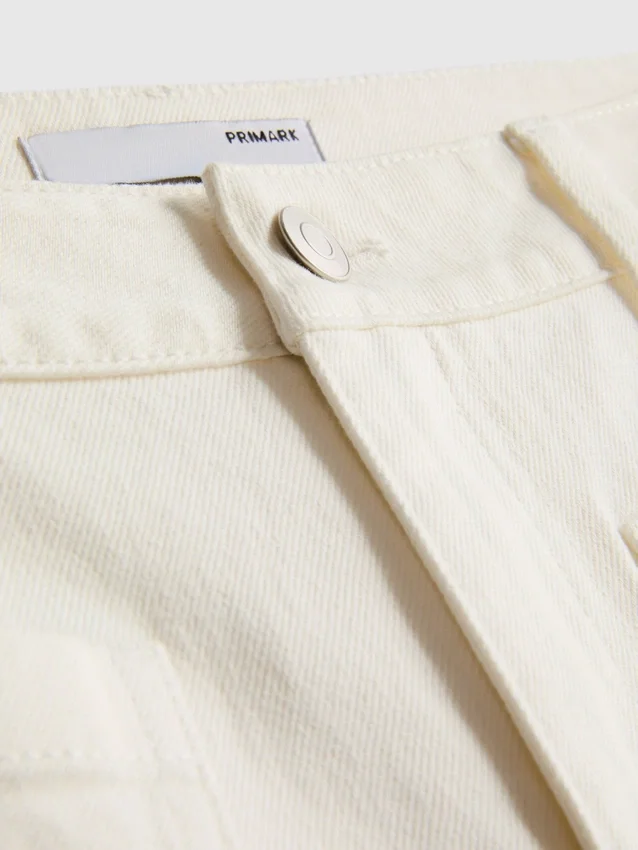 Pocket front wide leg jeans