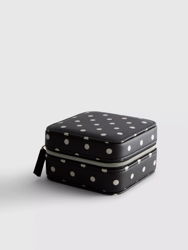 Polka dot jewelry box