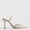 Polka dot pointed pumps
