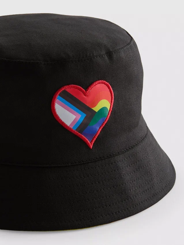 Pride reversible bucket hat