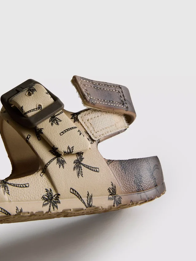 Printed double-buckle strap sandals