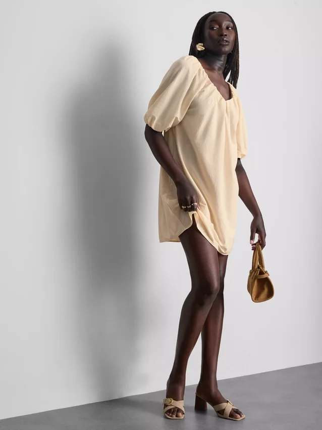 Puff-sleeve mini smock dress