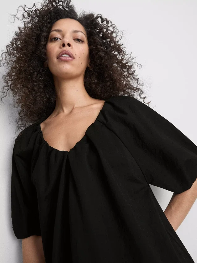 Puff-sleeve mini smock dress