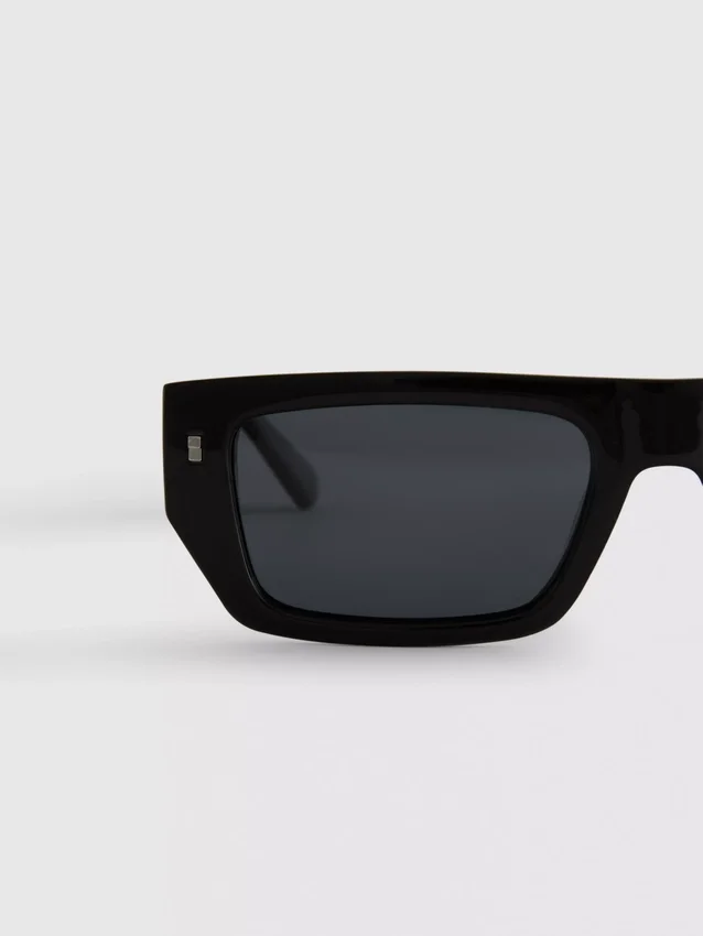 Rectangle frame slim sunglasses