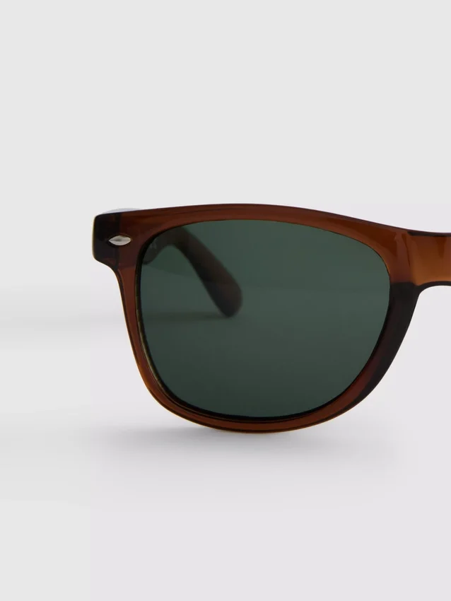Rectangle frame sunglasses
